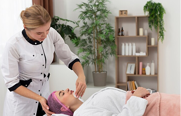 Advanced Diploma in Beauty & Wellness
